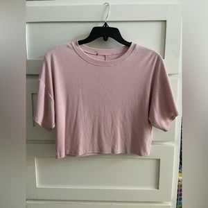 Forever21 Pink Cropped Tee